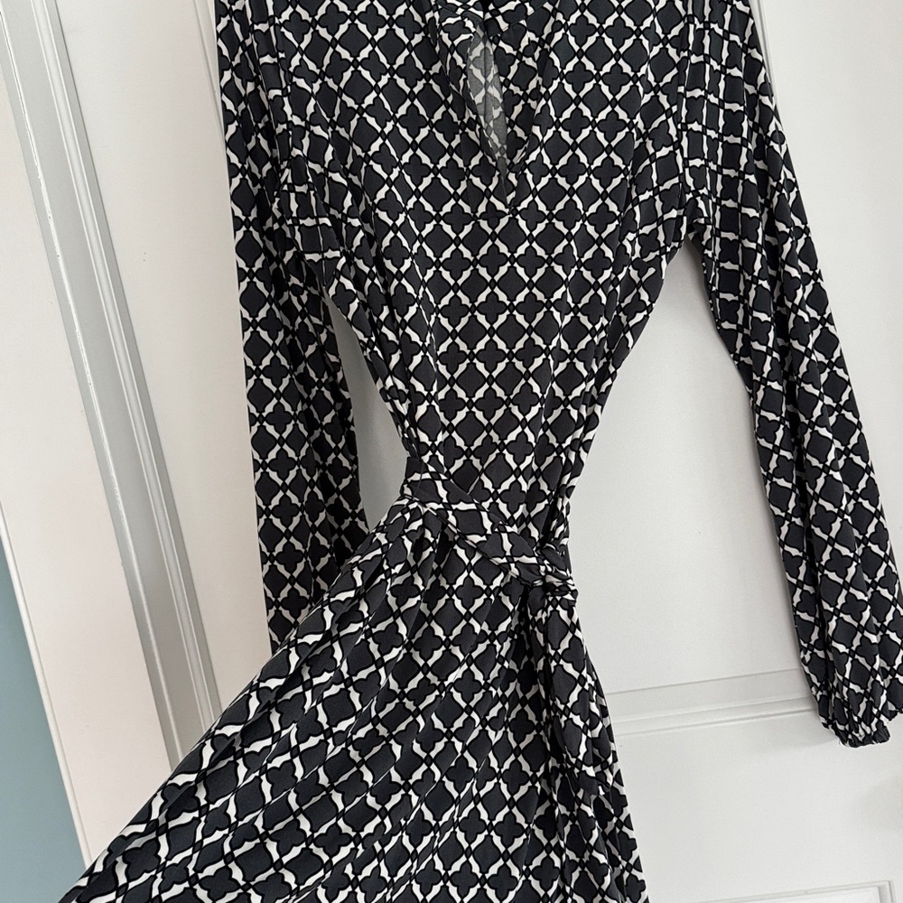 Laundry by Design Gray & White Geometric Print dress size Medium